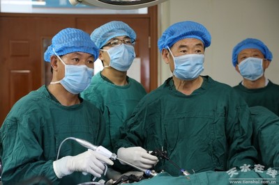 高清电子腹腔镜