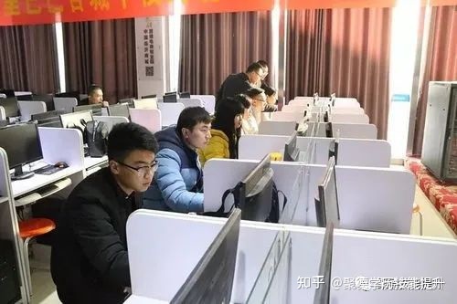 电子商务做什么工作