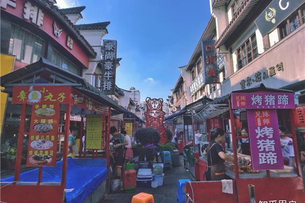 宁波小吃街哪里比较好