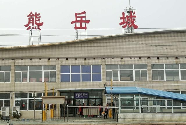 鲅鱼圈火车站在哪