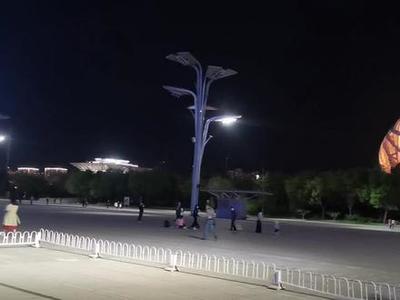 水立方几点开灯