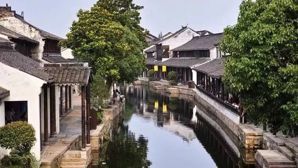 苏州火车站到周庄怎么走