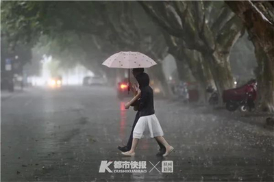 杭州明天下雨吗