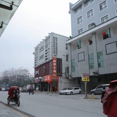 苏州观前街附近停车场