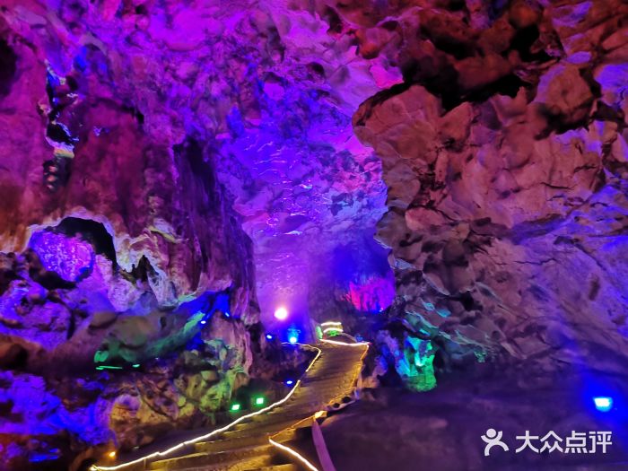 佛爷洞旅游攻略
