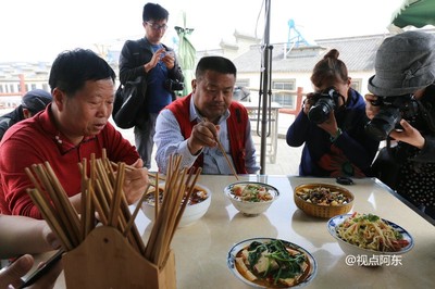 蓝田美食一条街在哪里