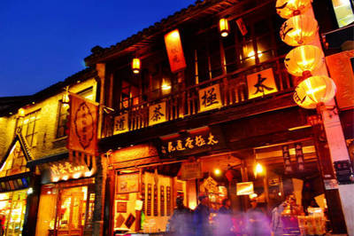 杭州南山路酒吧一条街
