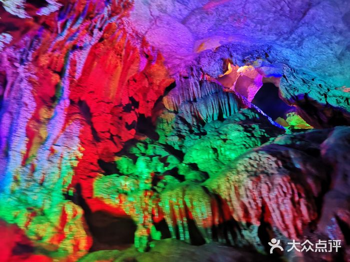 佛爷洞旅游攻略