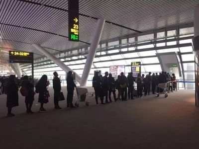 一般提前多长时间到机场