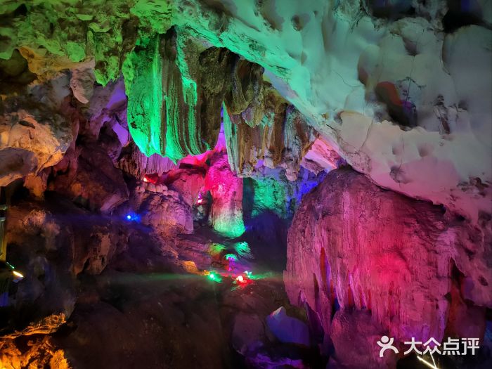 佛爷洞旅游攻略