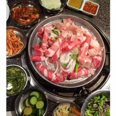 附近的自助烤肉店