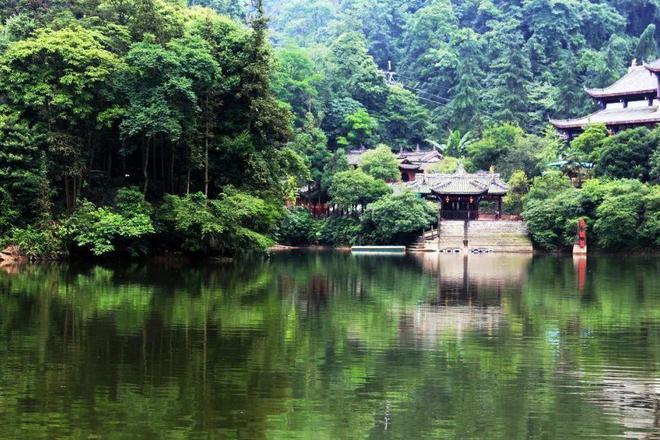 成都青城山要门票吗