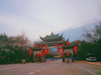 成都大还是昆明大