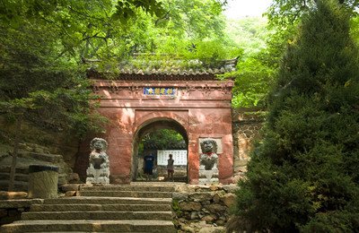 武汉 山