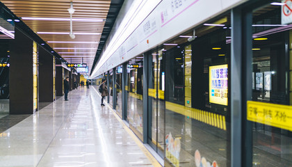 深圳东站怎么坐地铁