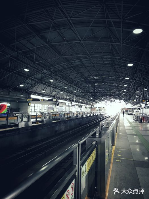 漕溪路地铁站
