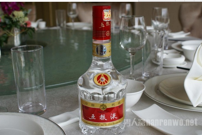火车可以带酒
