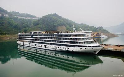 三峡旅游船票价格