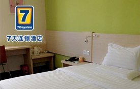 附近七天连锁酒店