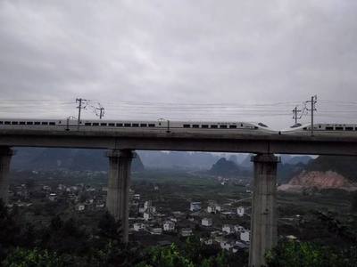 阳朔高铁