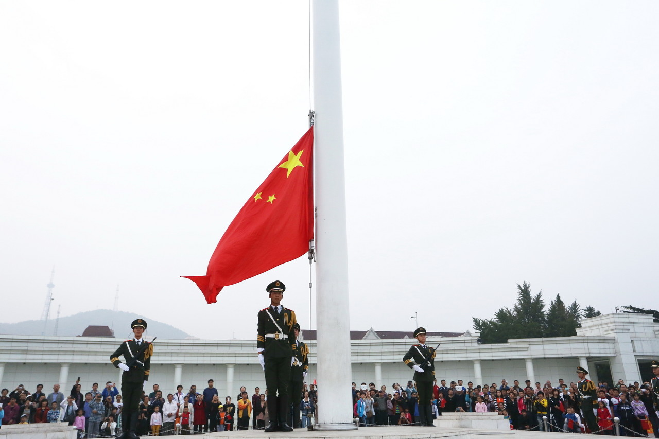 天安门升国旗是几点