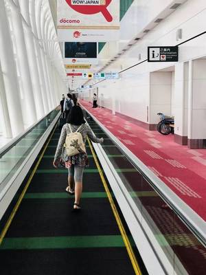 坐地铁去机场