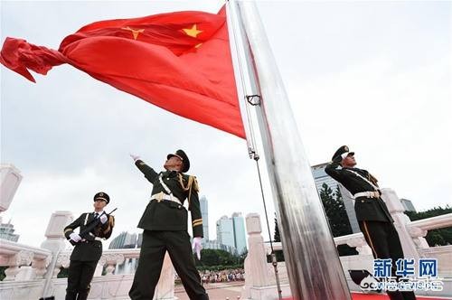 天安门升国旗是几点