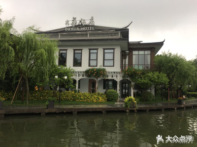 杭州西湖边饭店