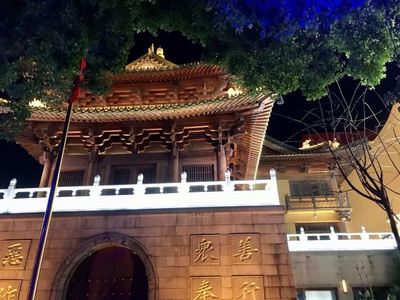 上海静安寺附近好玩的地方