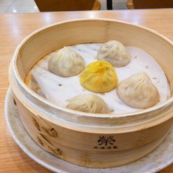 上海外滩好吃的