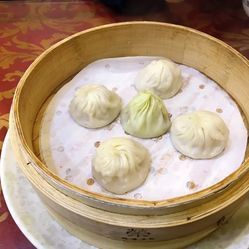 上海外滩好吃的