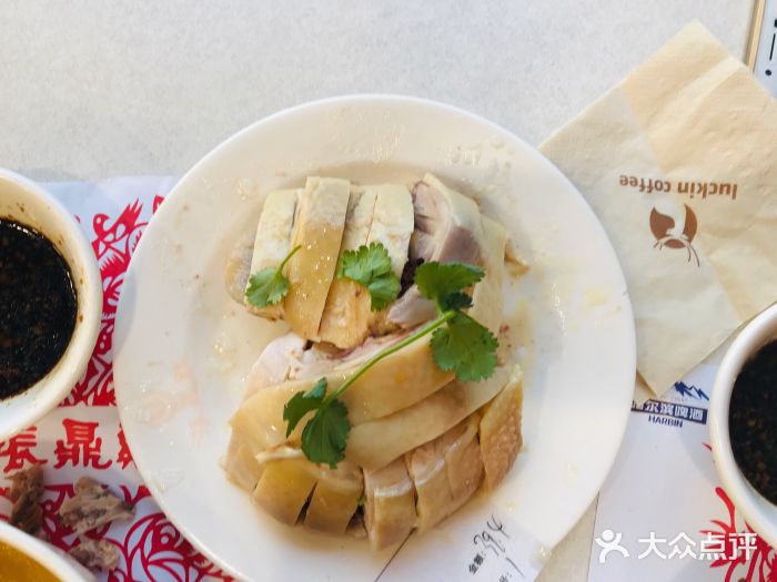 上海自然博物馆附近美食