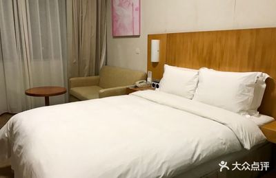 罗湖智选假日酒店电话