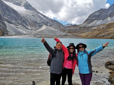 成都到稻城亚丁旅游团