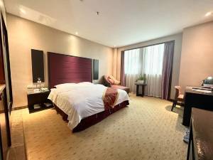 贵阳河滨公园附近酒店