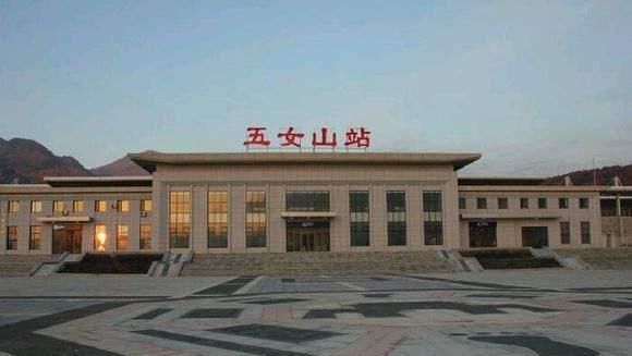 桓仁火车站