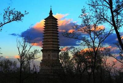 易县附近好玩的地方