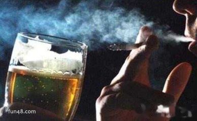 坐飞机让带酒吗