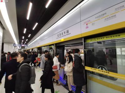 武汉站怎么坐地铁
