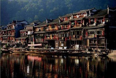 凤凰旅游攻略