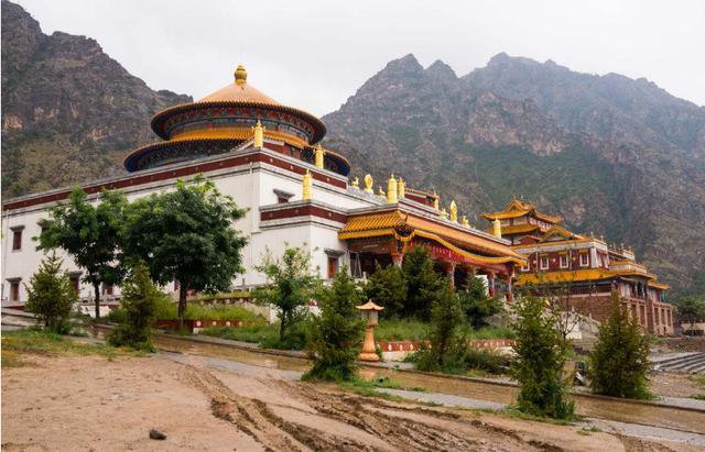 贺兰山南寺旅游区