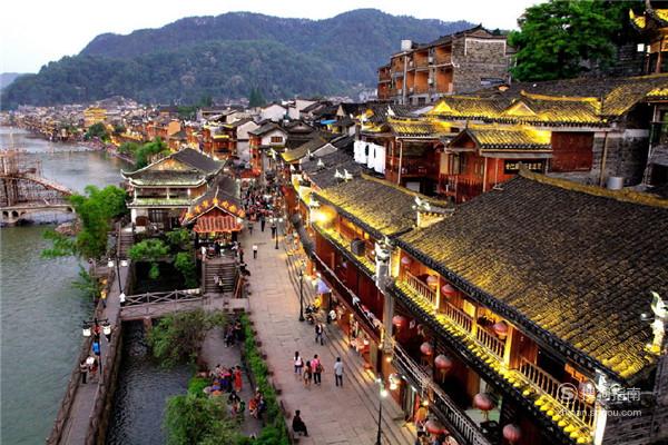 凤凰旅游攻略