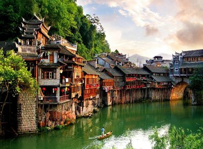 凤凰旅游攻略