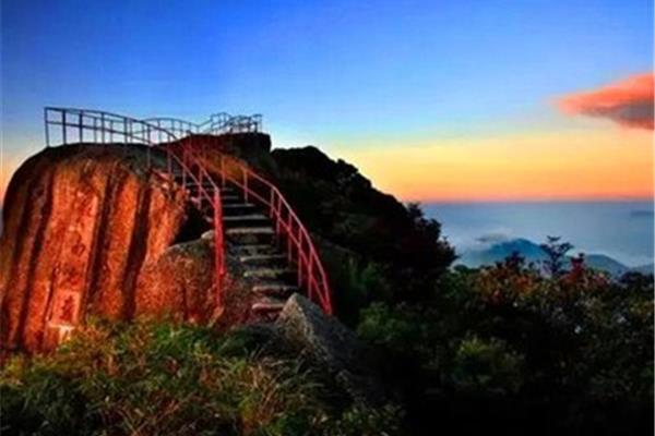 猫儿山风景区