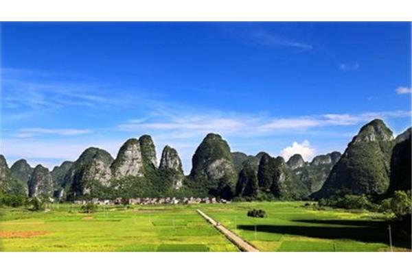那些旅游景点必去的